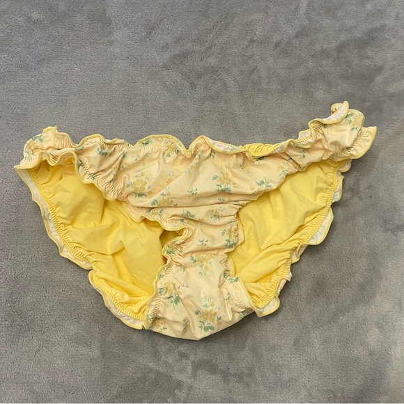 New! Frankie’s bikinis x gigi hadid arabelle honeysuckle bottoms 2011 - Picture 5 of 9